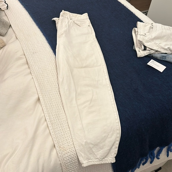 Zara barrel leg/boyfriend white jeans - Picture 2 of 5